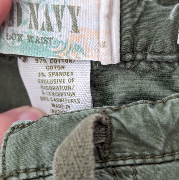 Old Navy cotton stretch low rise pants - Picture 4 of 6